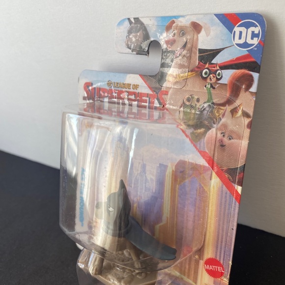 Ace The Hound DC League of Super-Pets Action Figure Cake Topper NEW - Picture 2 of 8